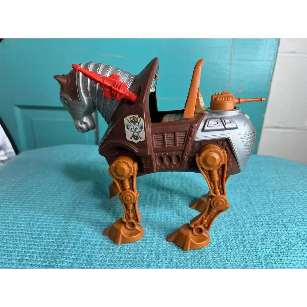 stridor heroic armored war horse 1983